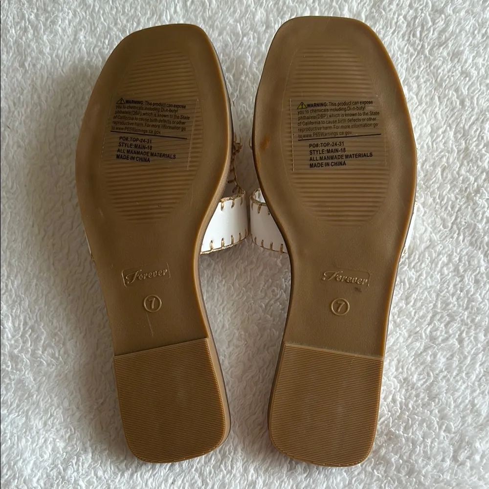 Forever Link White Slide H-Cut Faux Leather Slip on Sandals Size 7 in White - Image 3