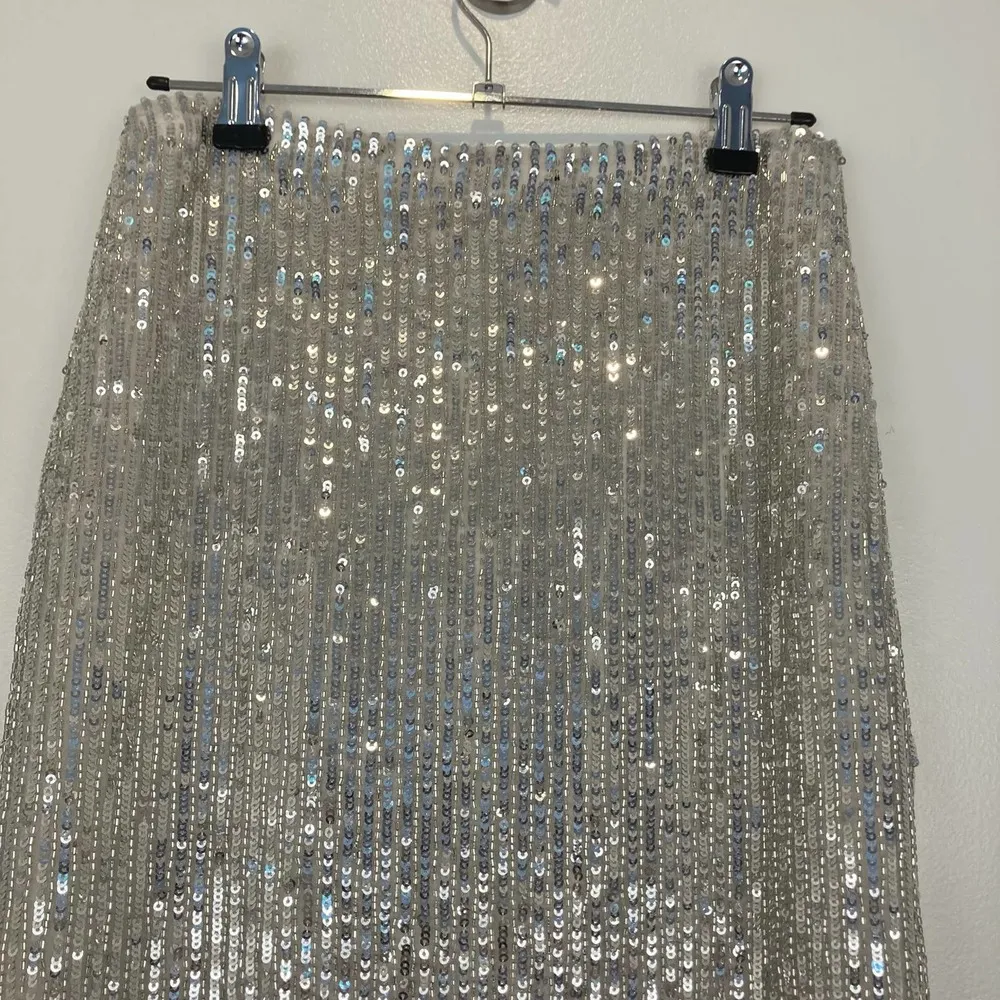 Alice + Olivia Kina Sequined Midi Pencil Skirt - Image 3