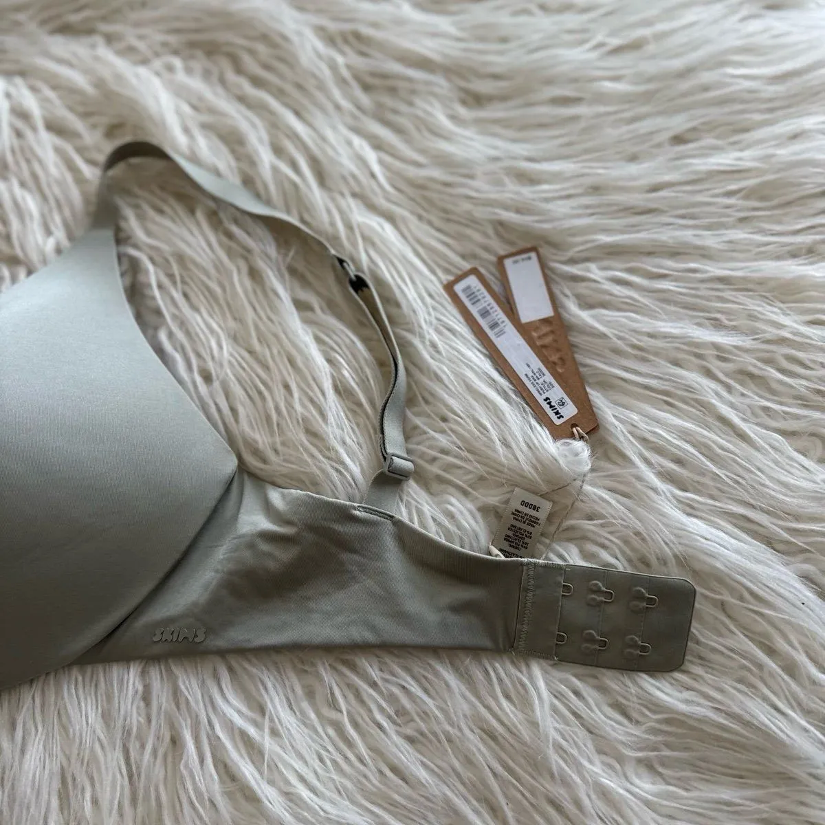 Skims Wireless Push up Bra Talc Size 36DDD - Image 7