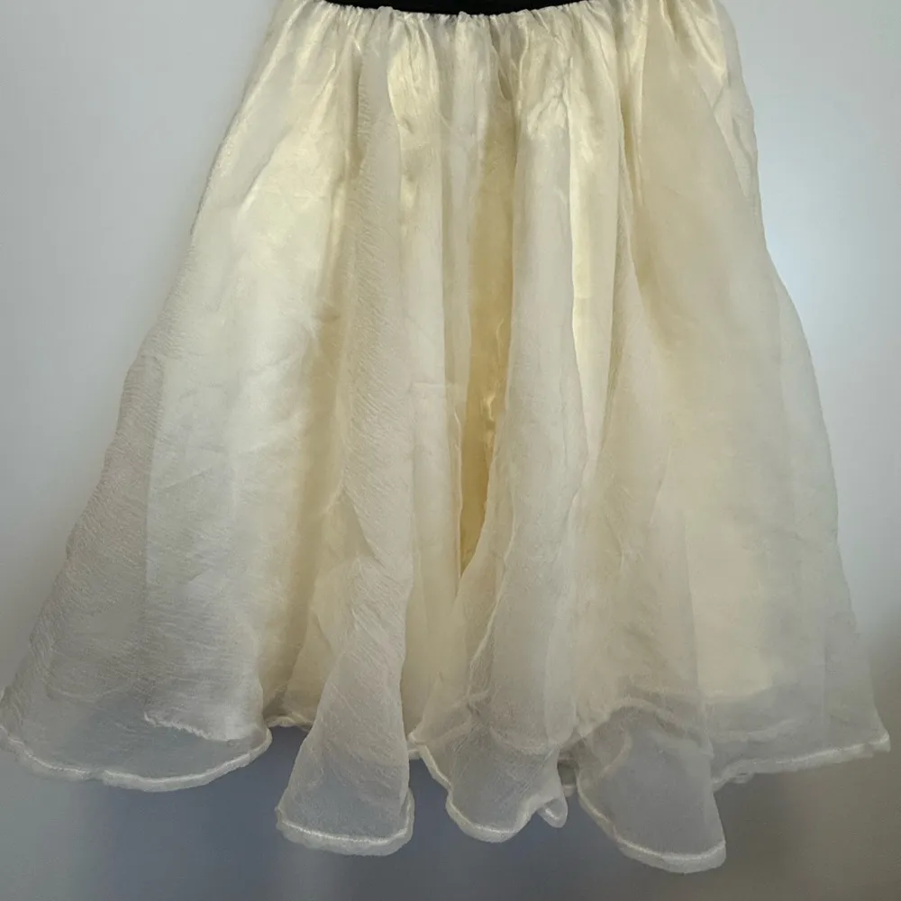 S Ivory Tulle and Satin Skirt with Black Bow - Image 3