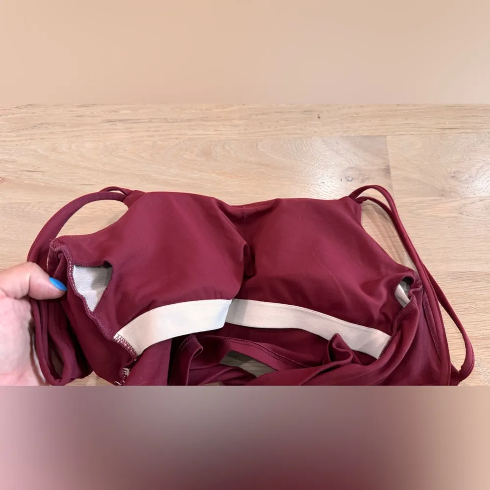 Halara double strap backless twisted cropped yoga tank deep wine measurements - Image 6