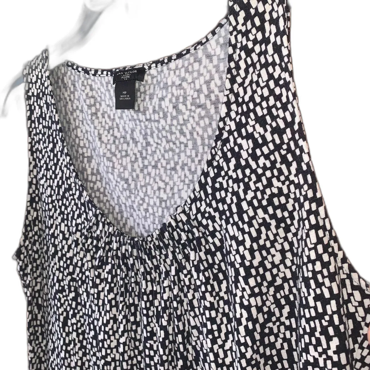 Ann Taylor Black & White Tank Under Shirt Petite Medium - Image 2