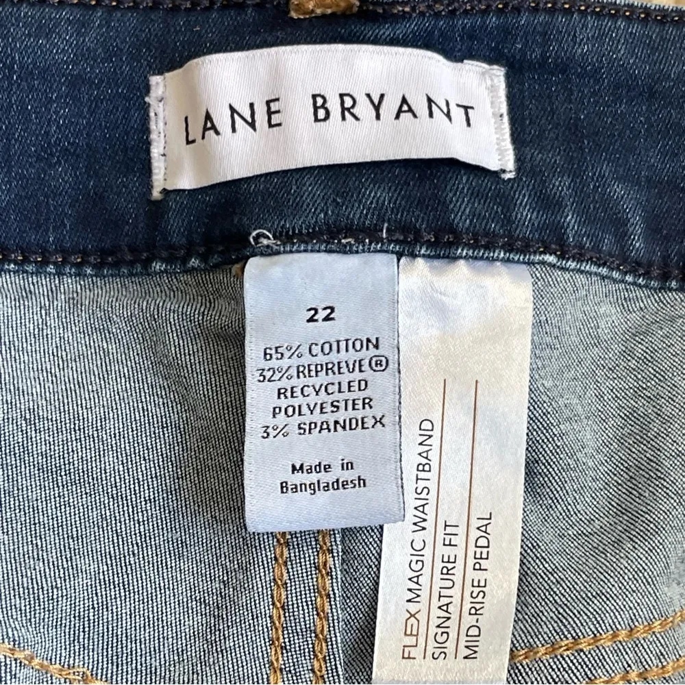Lane Bryant Women’s Capri Jeans Plus Size 22 Blue Denim Mid Rise Signature Fit - Image 7