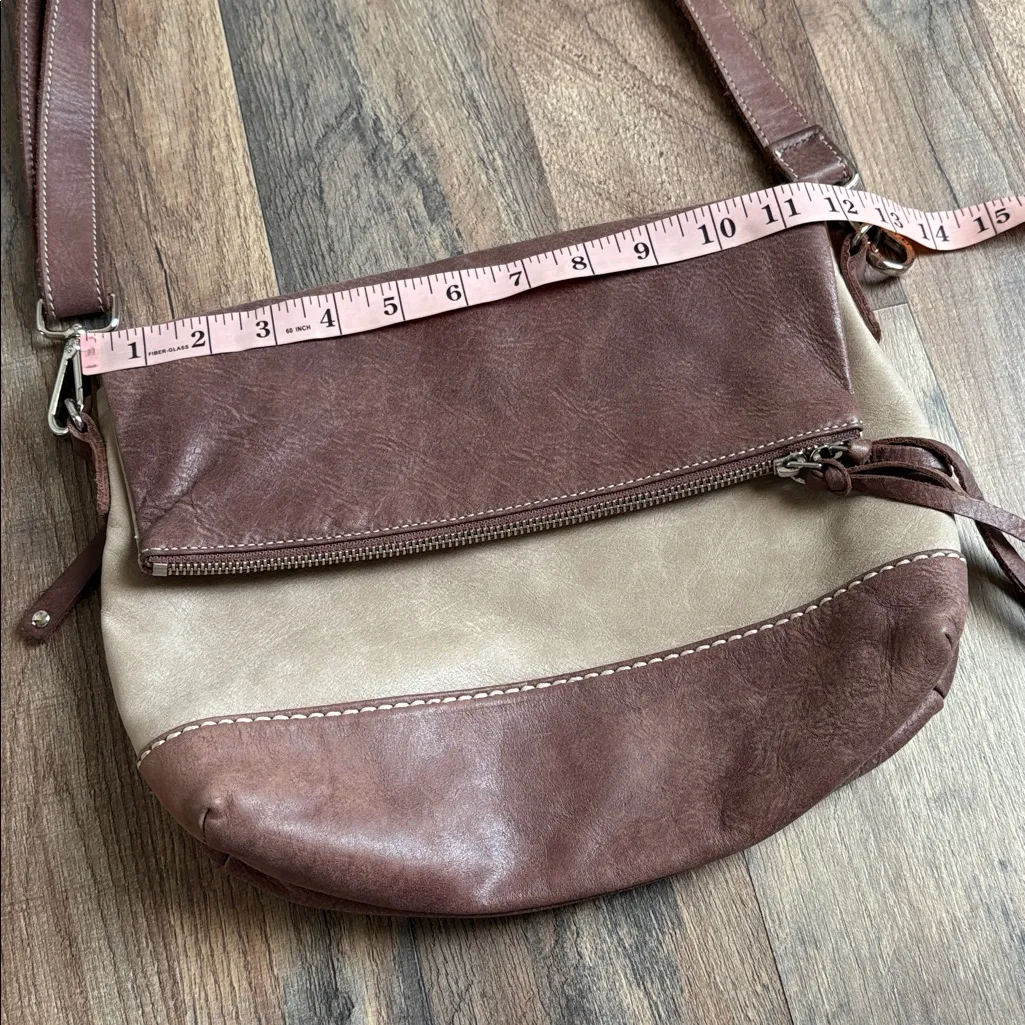 Roots Canada Emma Bag Leather Foldover Crossbody Colorblock Brown and Taupe - Image 8
