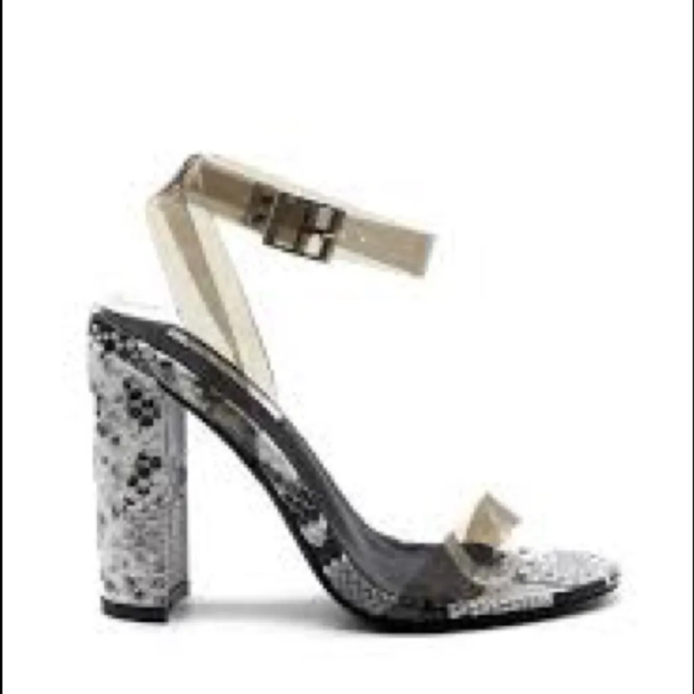 CAPE ROBBIN GEN SNAKE PRINT BLACK WHITE GRAY HEELS - Image 2