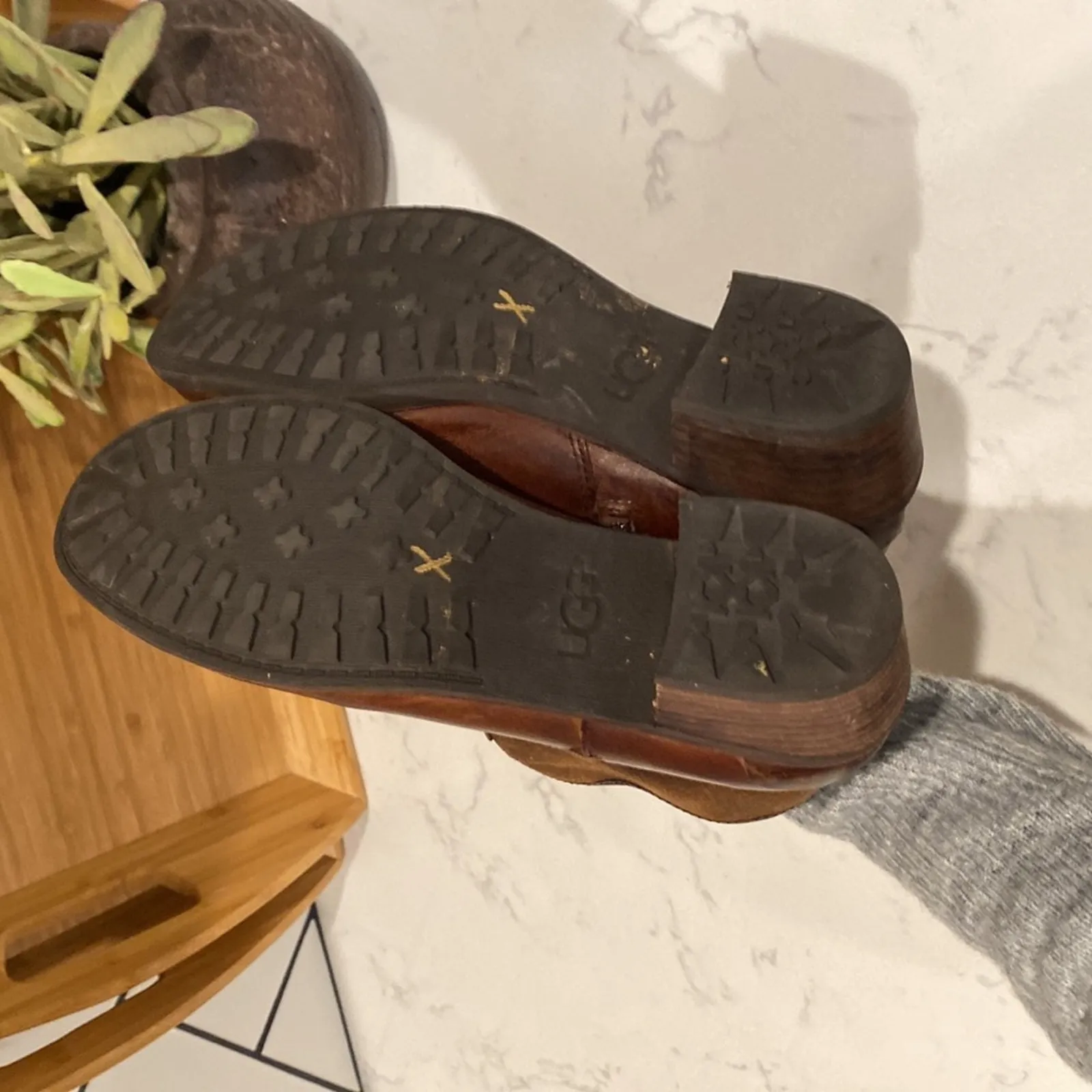 UGG Leather suede Penelope Ankle Boots in Chestnut brown Sherpa footbed size 6 - Image 12