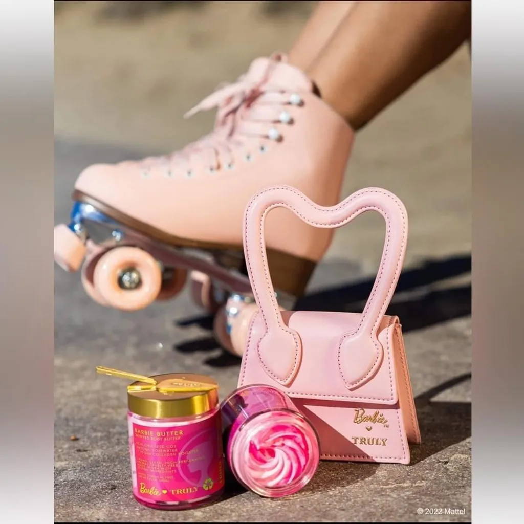 Barbie Limited Edition Pink Truly Mini Purse with Gold Accents TRULY - Image 8