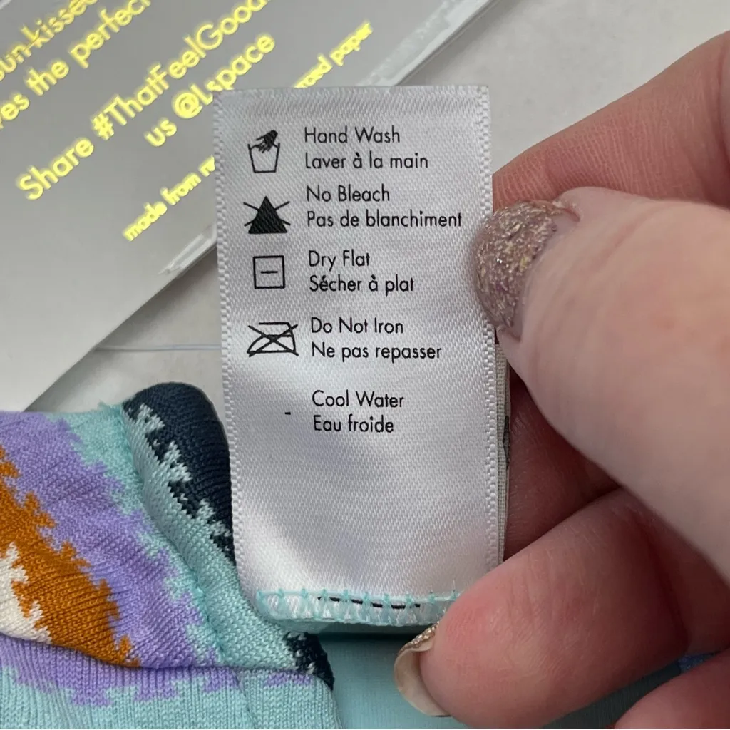 L*Space Lee Lee Top V Wire Center Pull Over Bikini Top Stripe Medium NEW *FLAW‎ - Image 6