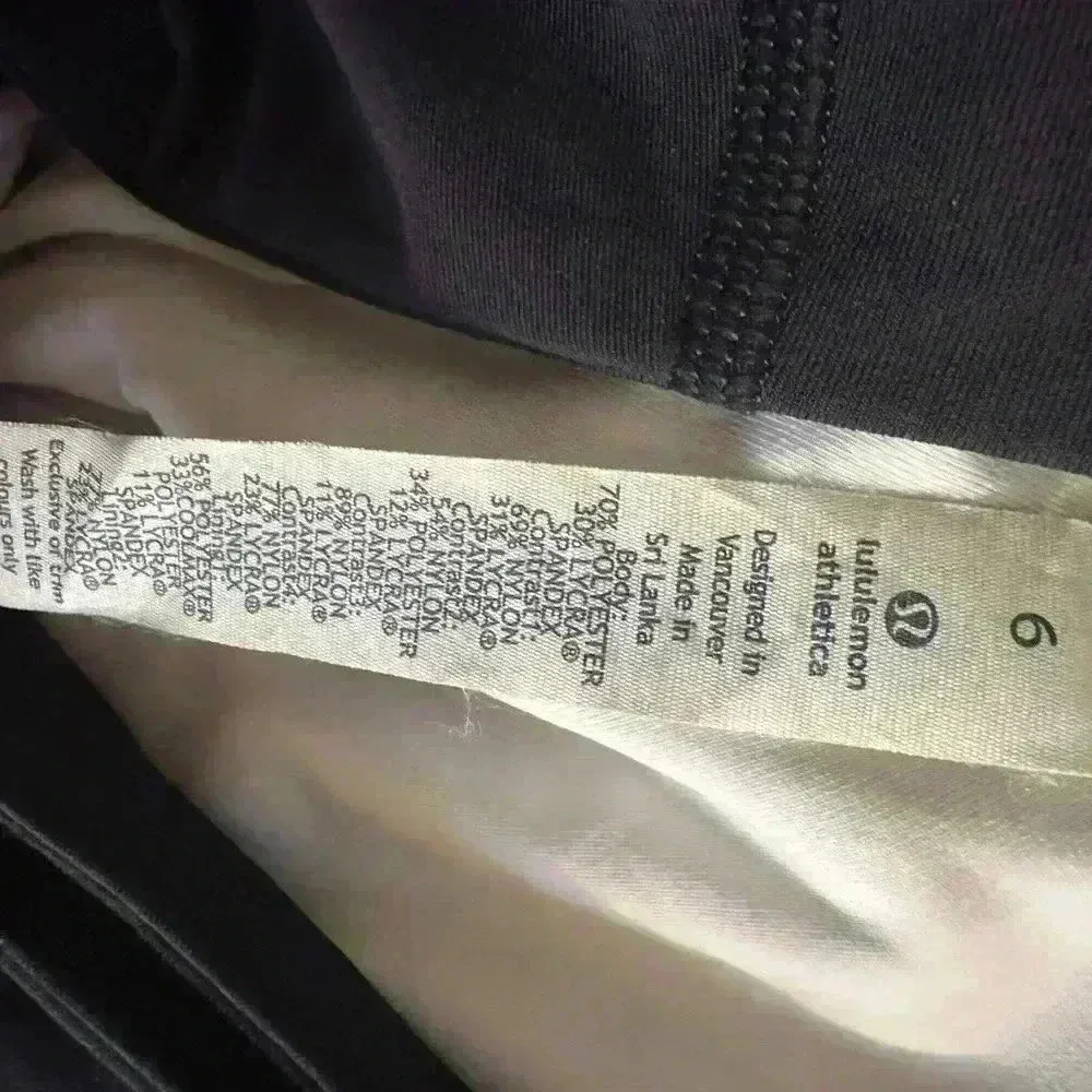 Lululemon If You're Lucky Crop floral Leggings sz 6 - Image 4