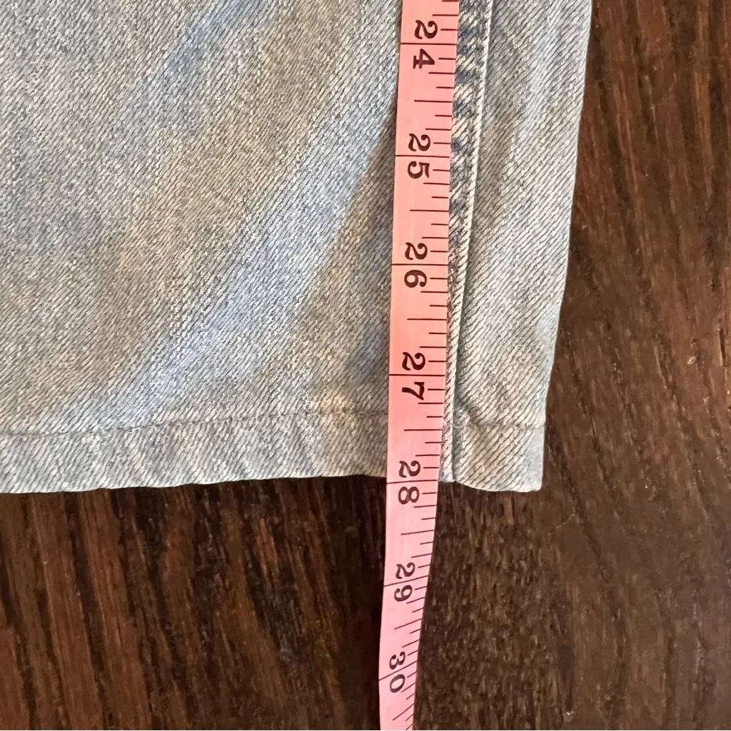 Uniqlo Women's Light Blue Flare Jeans - Image 8