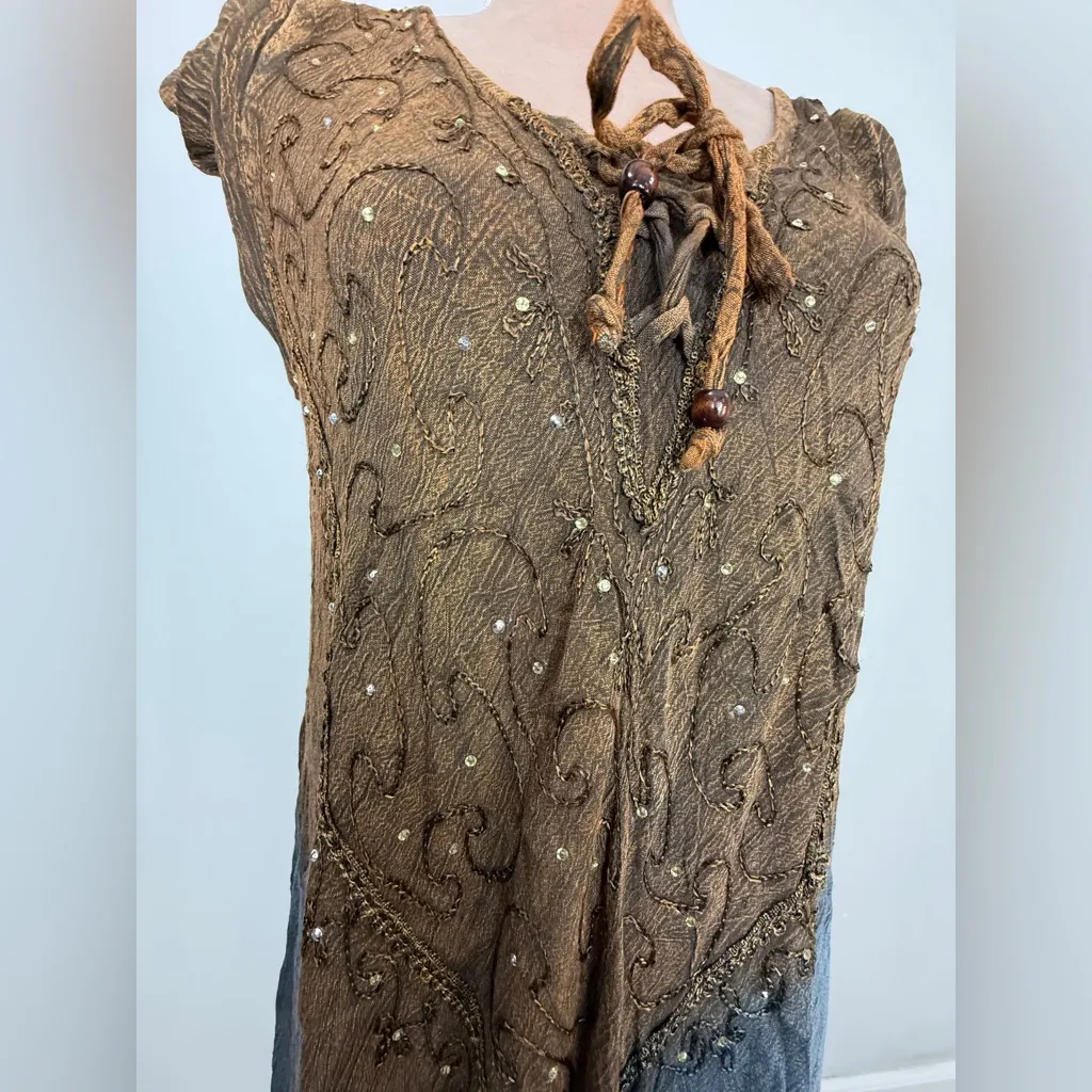 Chic Bohemian Midi Dress with Beaded Accents - Image 9