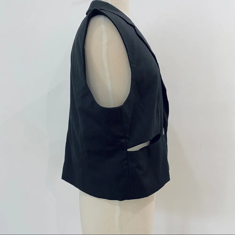 Ports 1961 100% wool and 100% silk lining cut out vest NEW Black Size 12 - Image 5