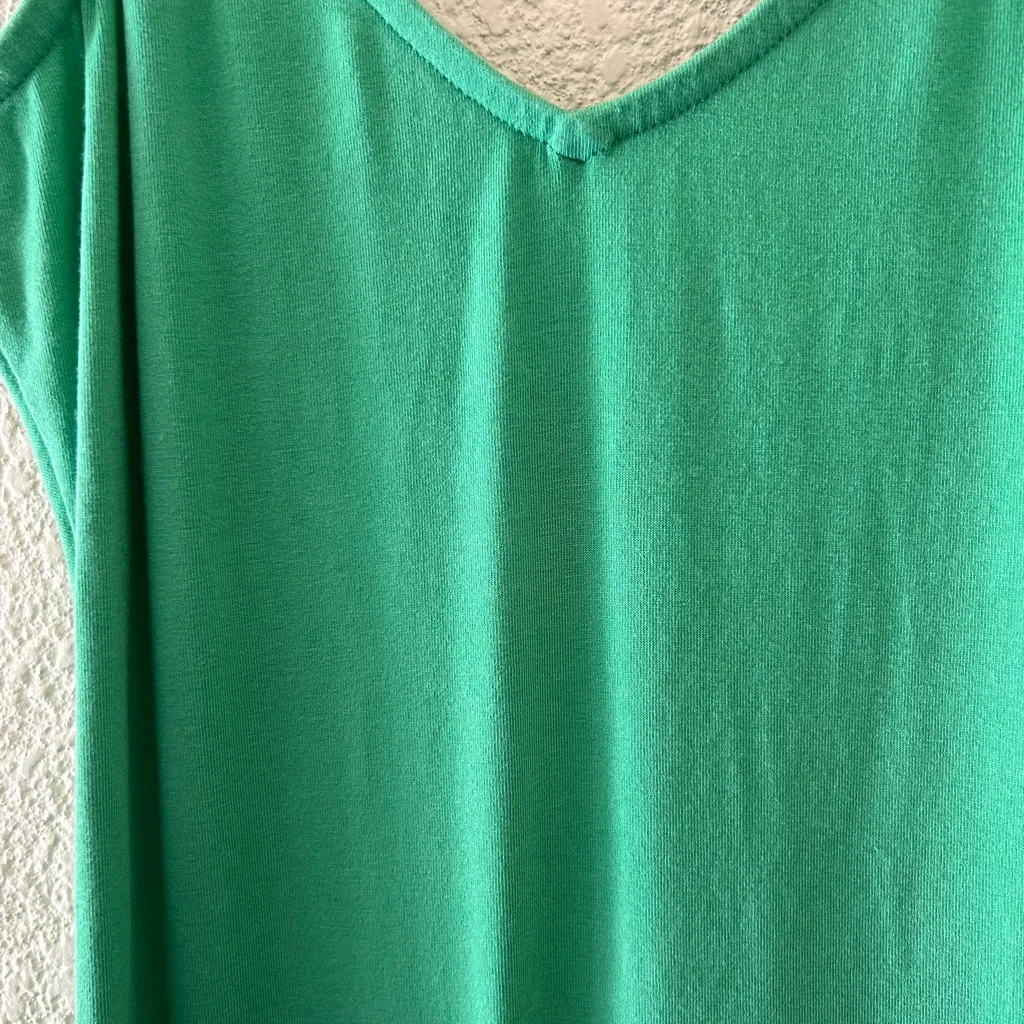 Lovers + Friends Revolve Lucy Green Backless Midi Dress in Kelly Green Small - Image 4