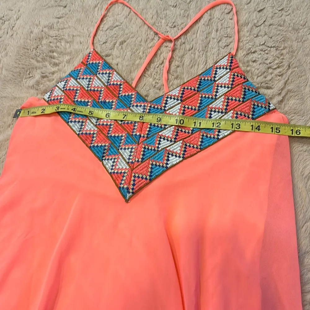 City Triangles dress in size M - Image 3