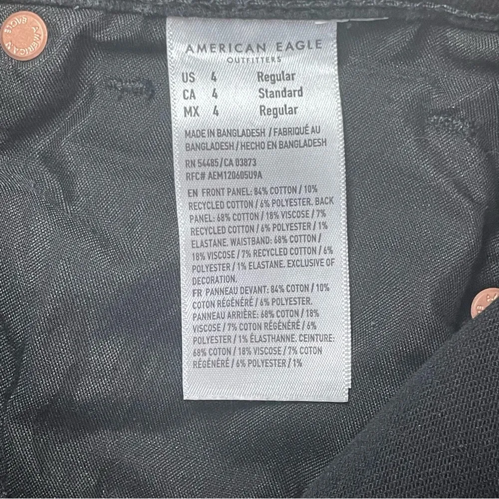 American Eagle Womens Jeans Size 4 Black Denim Mom Strigid High Rise Distressed - Image 12