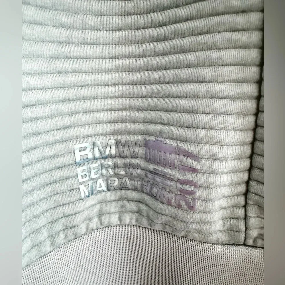 Adidas Berlin Marathon Running Pullover Size Small Pocket Jacket Sweatshirt 2017 - Image 3