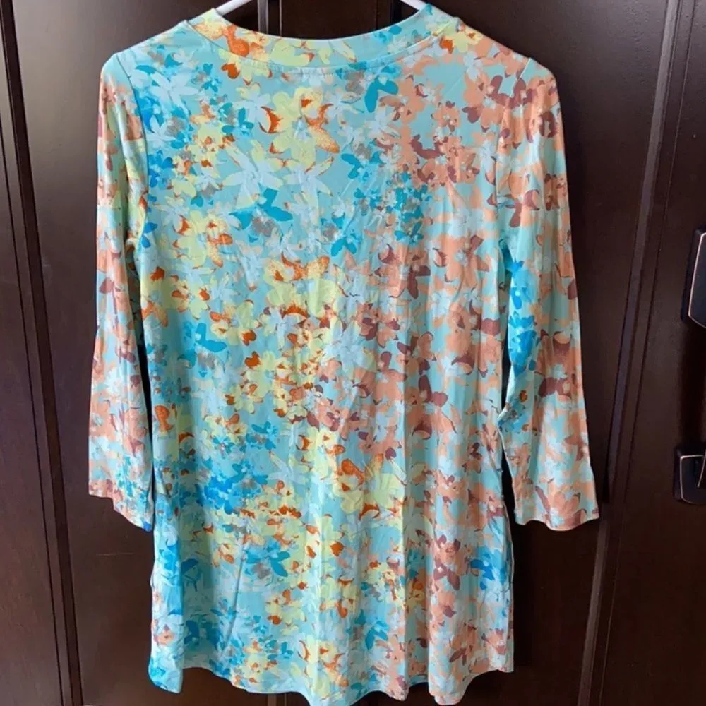 Like new LOGO Lori Goldstein top - Image 5