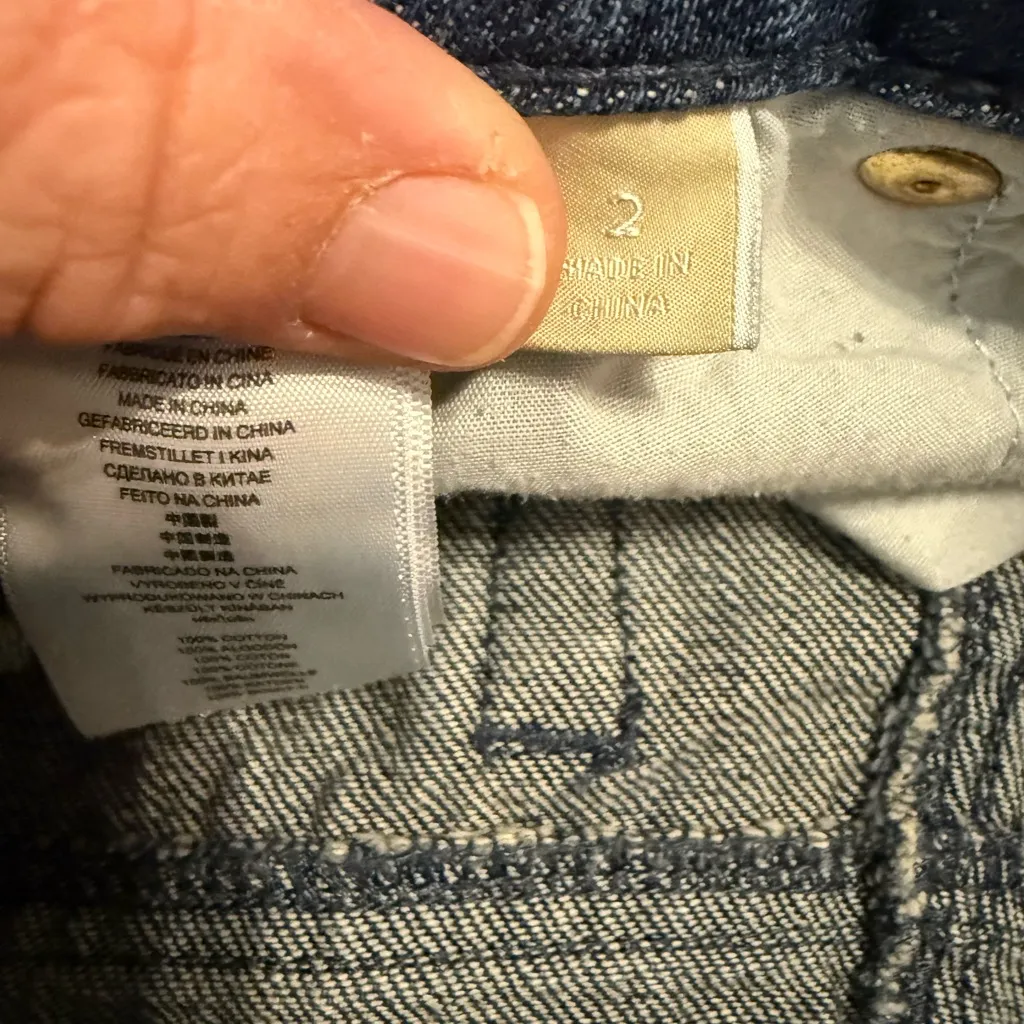 Michael Kors Women's 3" Frayed Denim Jean Shorts - Image 3