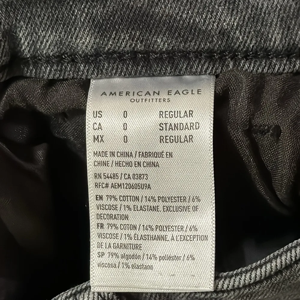 American Eagle stretch faded black wash mom jeans size 0 - Image 10