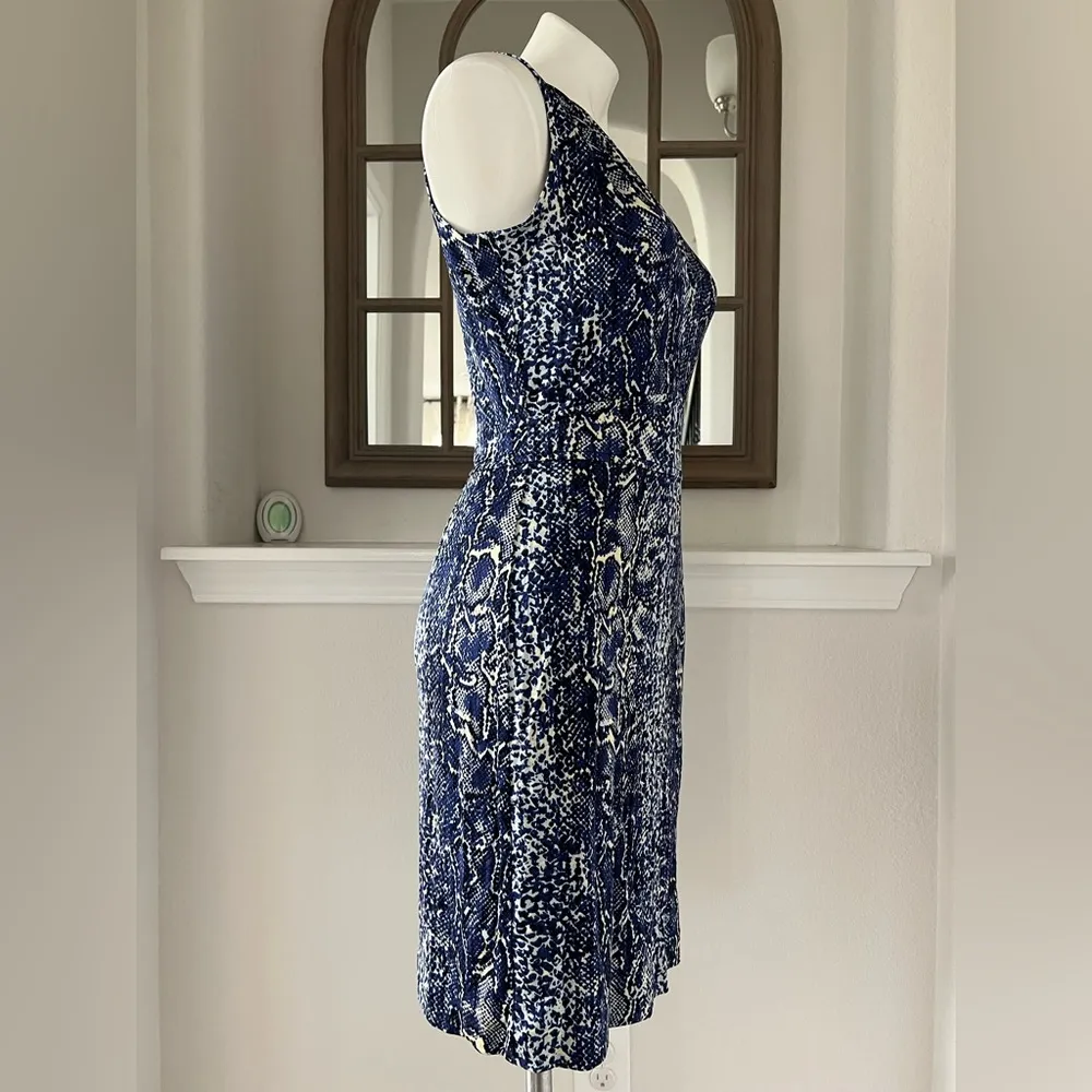 Tory Burch Carly Silk Dress in Blue Snake Print, Size S Retail $350 - Image 7