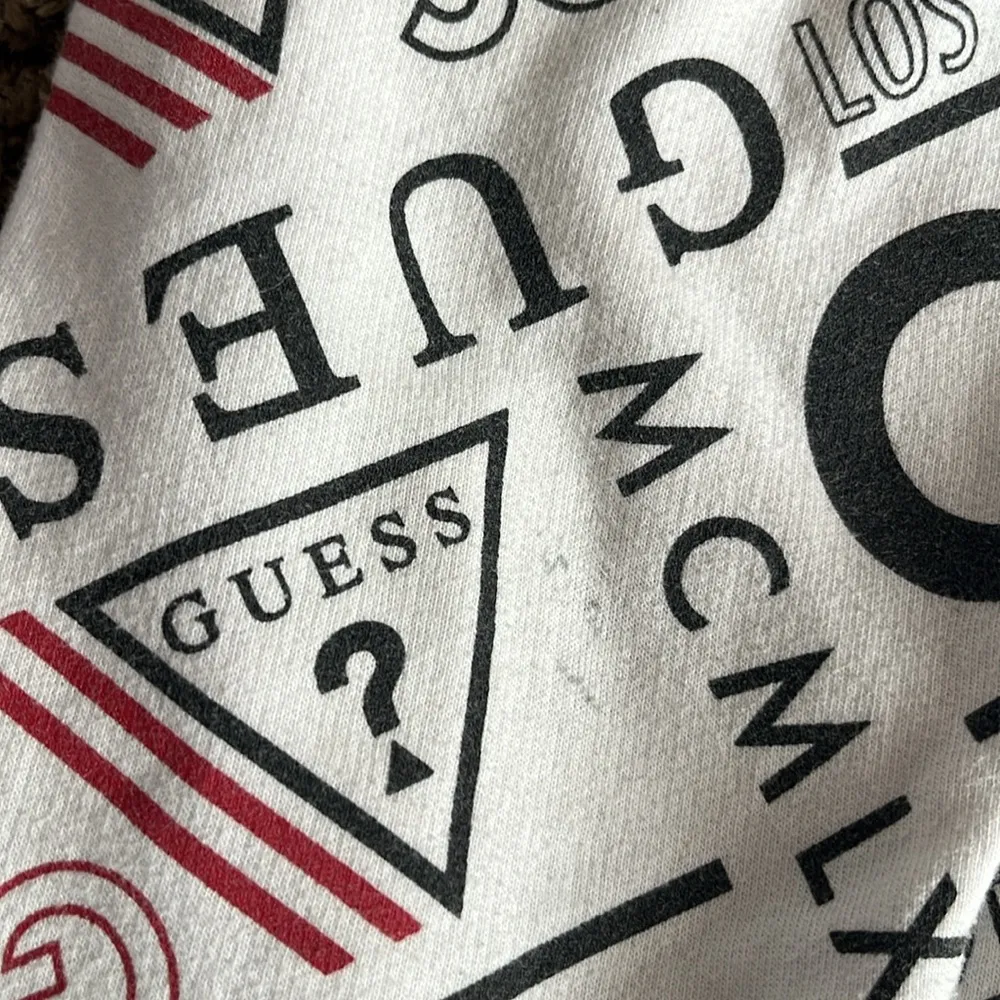 Vintage Guess Logo Sweatshirt - Image 5