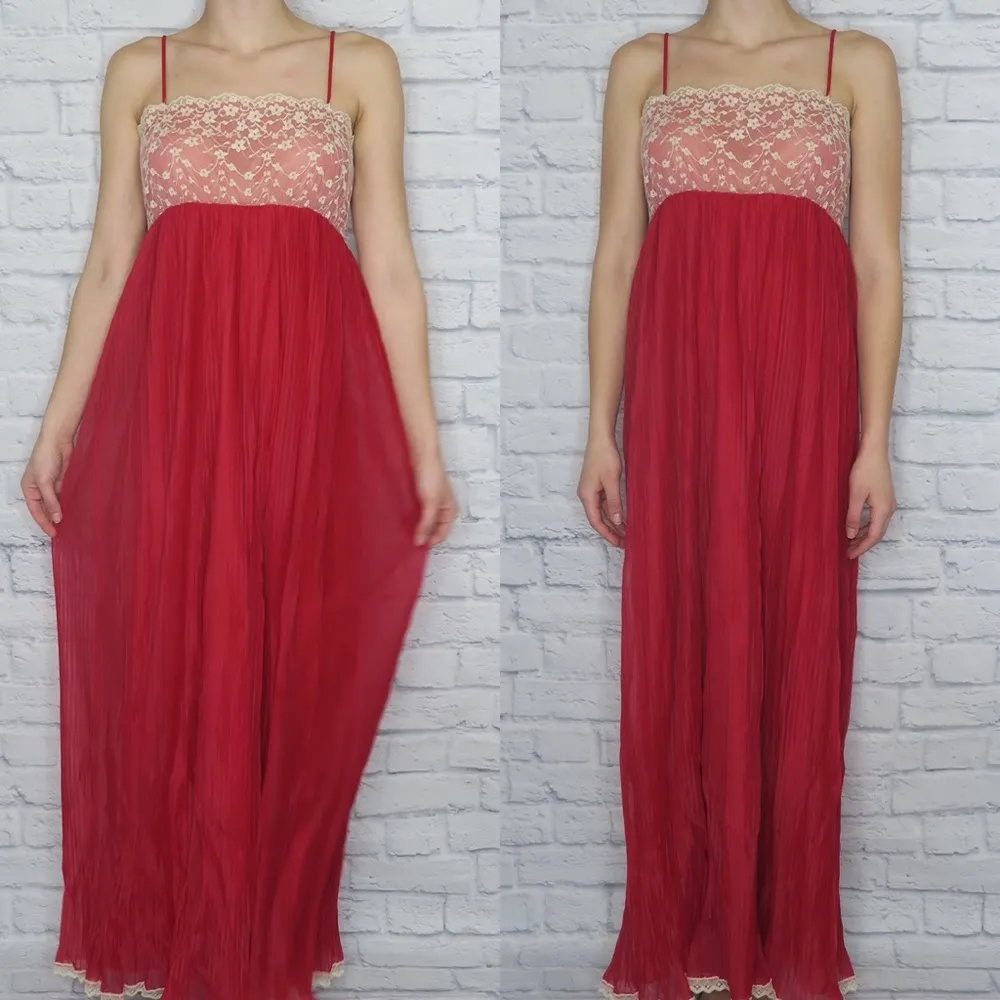 Vintage 70s Pleated Red Lace Nightgown Slip Dress Size M - Image 2