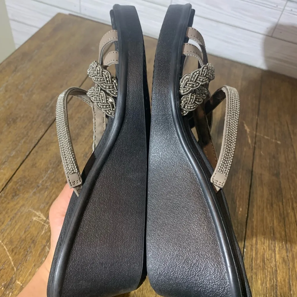 Skechers Sz 10 Womens Luxe Foam Bling Black Strappy Sandals Shoes - Image 6