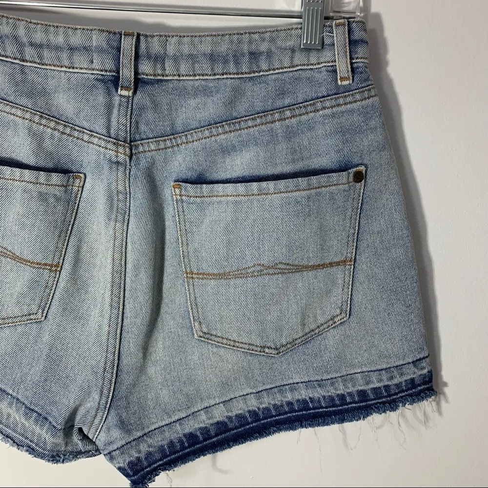 Jack Wills High Rise Released Hem Denim Shorts Size 6 - Image 8