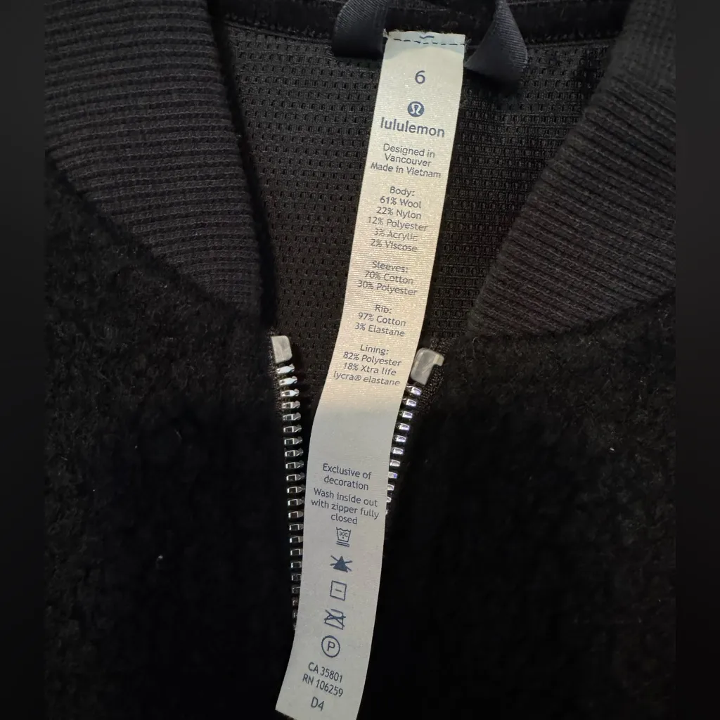 Lululemon Sherpa Women's Black Bomber Jacket 6 - Image 5
