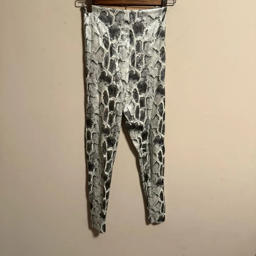 COMMANDO faux leather animal leggings in fog python gray- Size XS - Image 2