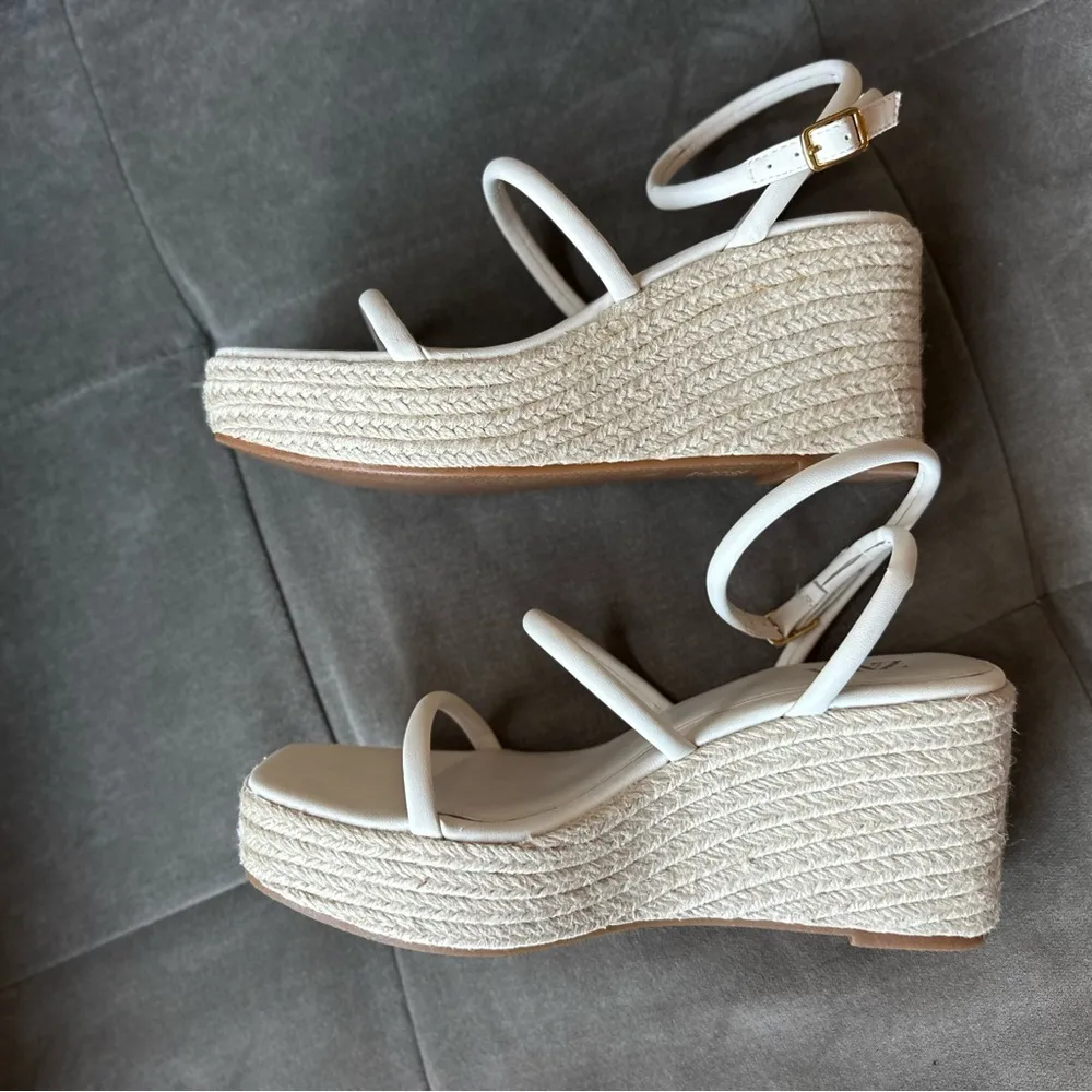 ZARA  White Tubular Strap Wedge Sandals - Size 6.5 - NEVER WORN - Image 6