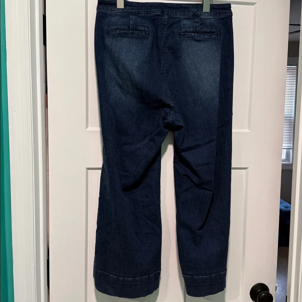 New York & Company SoHo High Waist Wide Leg Jeans, size 8 - Image 4