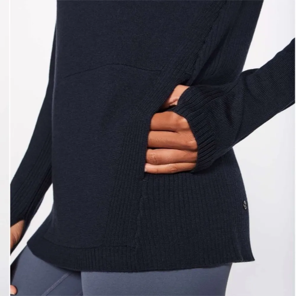 Lululemon  Sweat And Savasana Inkwell (navy blue) size 4 - Image 12