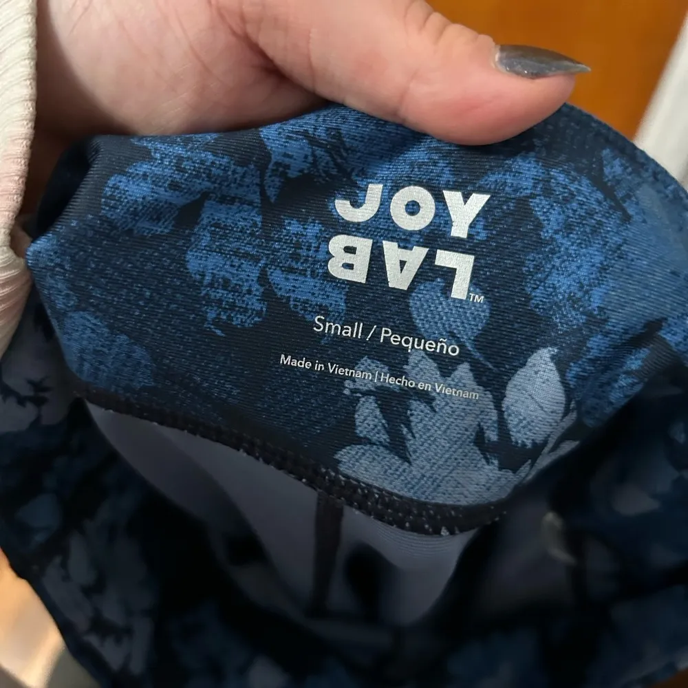 JOYLAB FLORAL WORKOUT LEGGINGS - Image 4