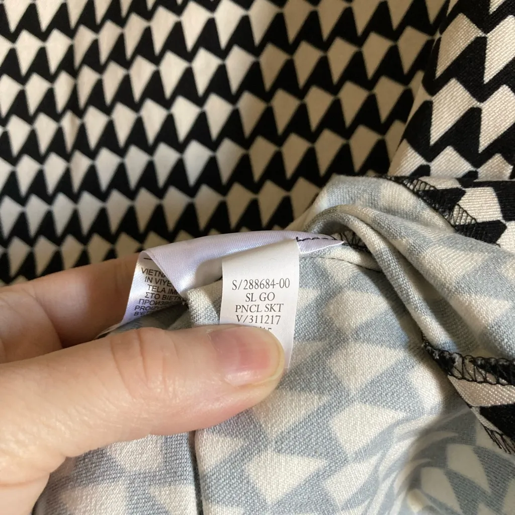 Banana Republic Black & White Houndstooth Pencil Midi Skirt #R - Image 6