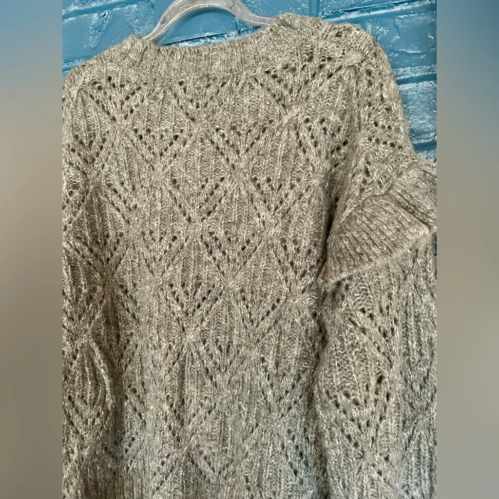 Old‎ Navy Women's Sweater in Heather Gray - Image 7