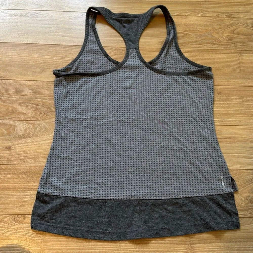 Adidas aero knit cool climate vintage gray polka dot tank top size medium - Image 5
