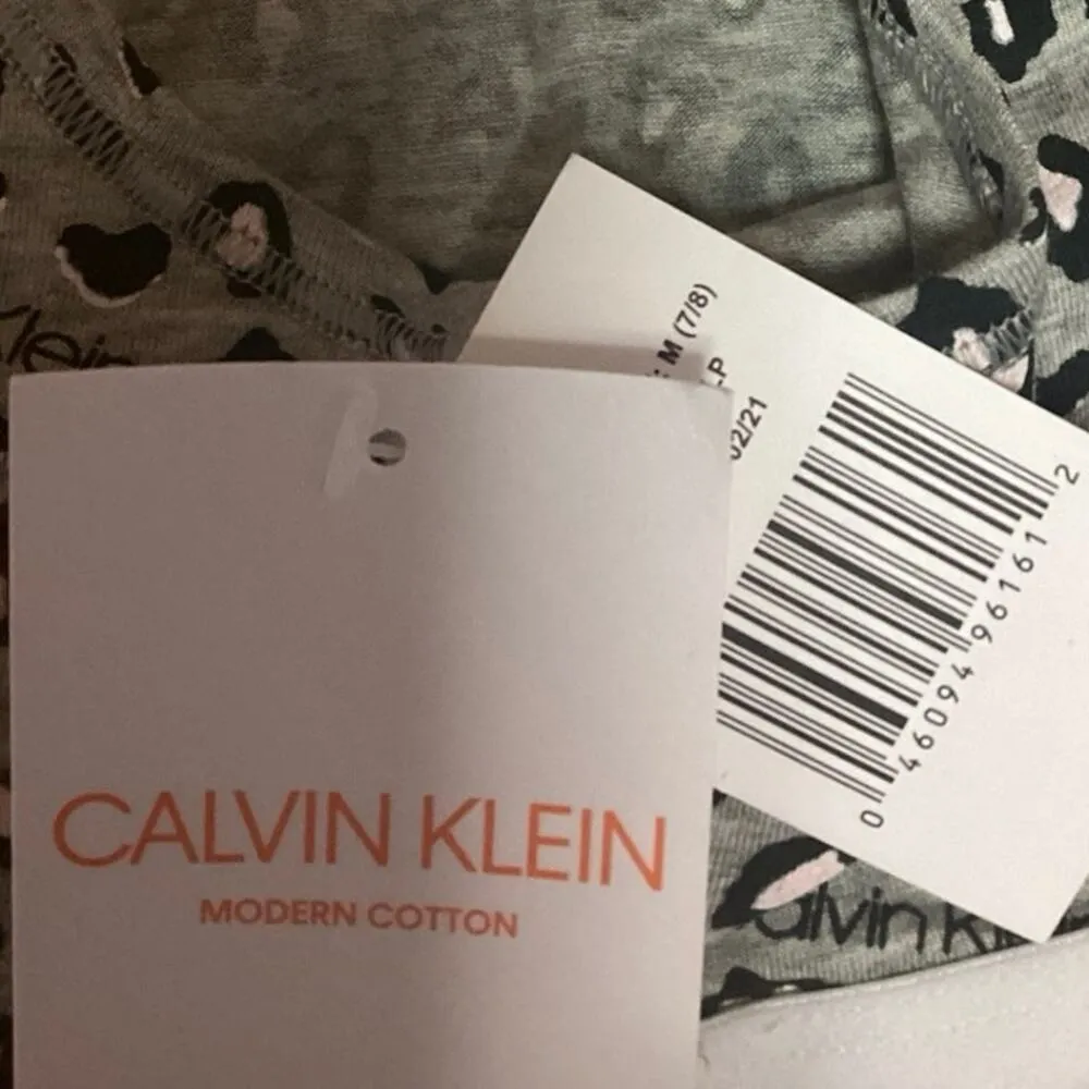 NEW Calvin Klein Gray Leopard Cheetah Animal Print Waistband Sports Bra Top Sz M - Image 6