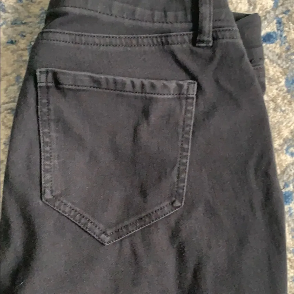 Essentials Mid-rise Black Jeggings - SHORT - Image 6