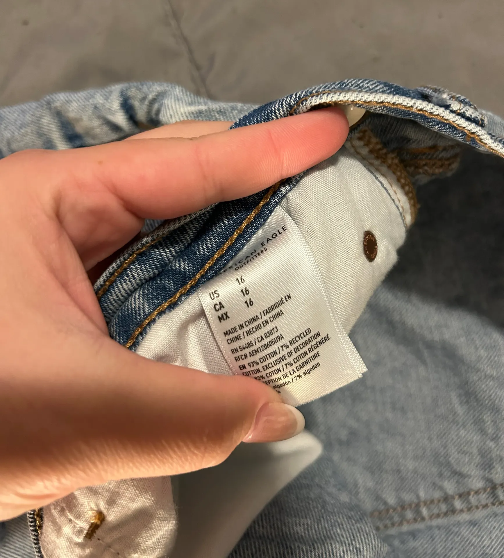 American Eagle Jean Shorts - Image 3