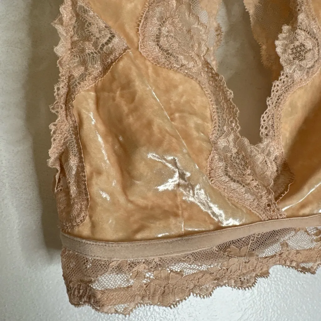 Victorias Secret Dream Angels Pink‎ Velvet Lace CutOut Back Bralette Bra  S CP - Image 3