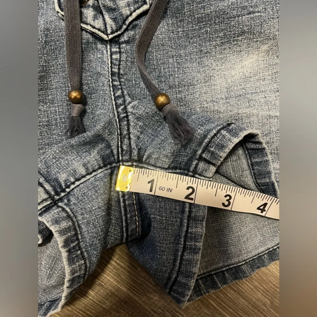 L.e.i Ashley Low Rise Lace Up Fly Jean Shorts Y2K Denim Juniors Boho Festival - Image 5