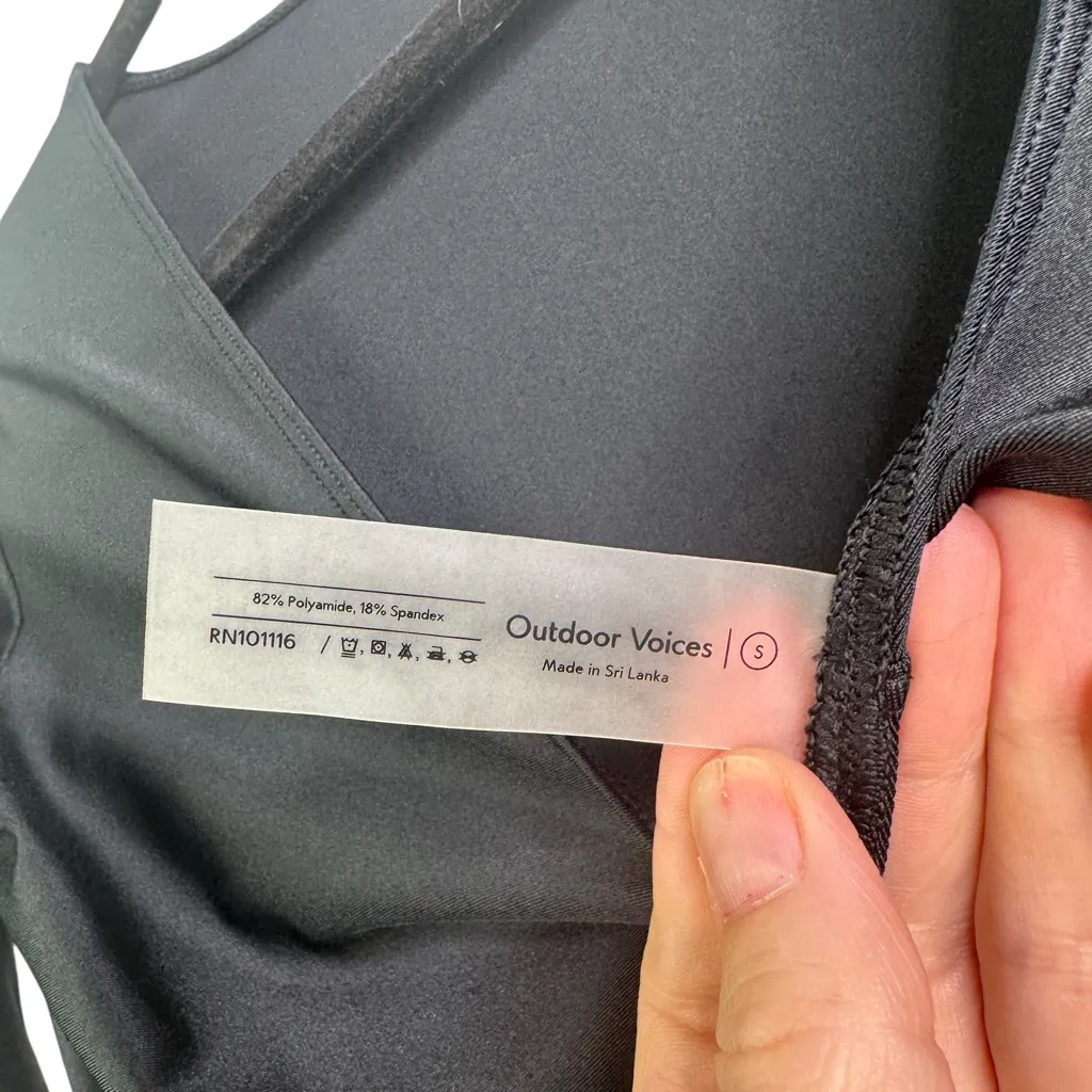 Outdoor Voices Beam 3.5” Shorts Bodysuit Black Long Sleeve Athletic Small S Yoga - Image 8