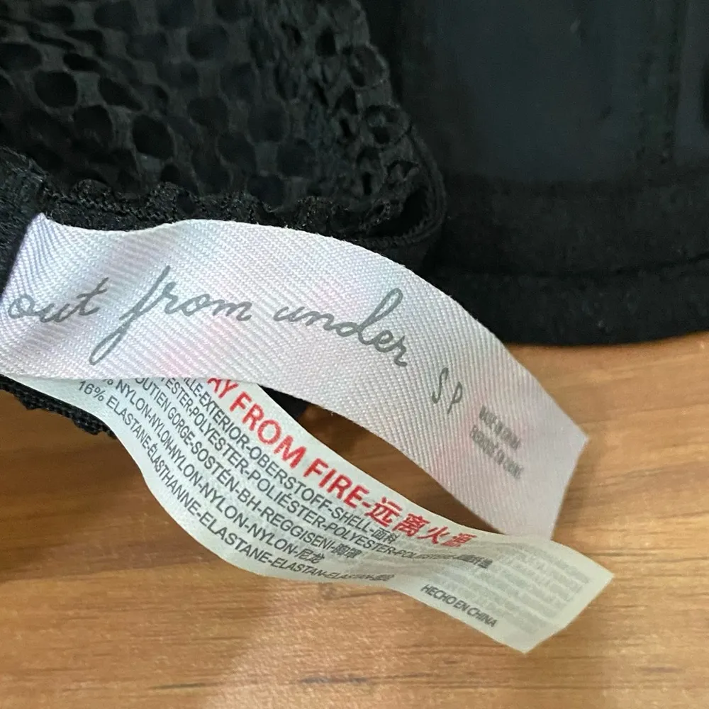 UO Out From Under Overdrive Mesh Long Sleeve Top on Black Size S NWT - Image 12