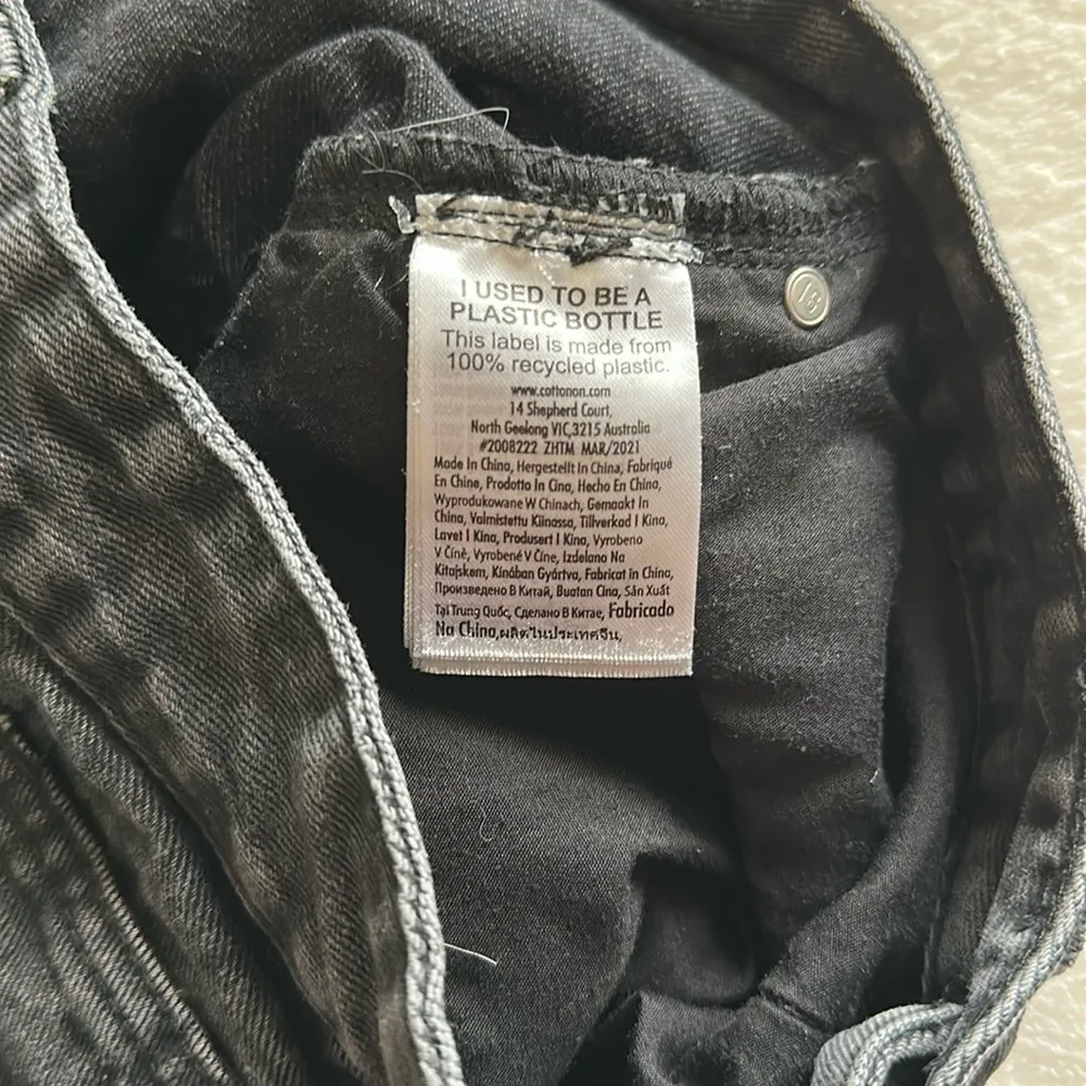 Cotton On Off Black Denim Mom Jeans Size 6 - Image 4