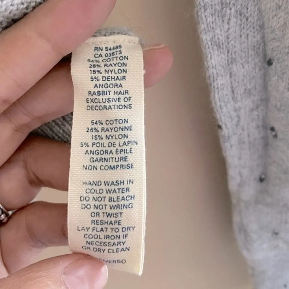 VTG Y2K American Eagle Gray Cropped Angora Blend Bead Stretch Cardigan Sweater M - Image 5