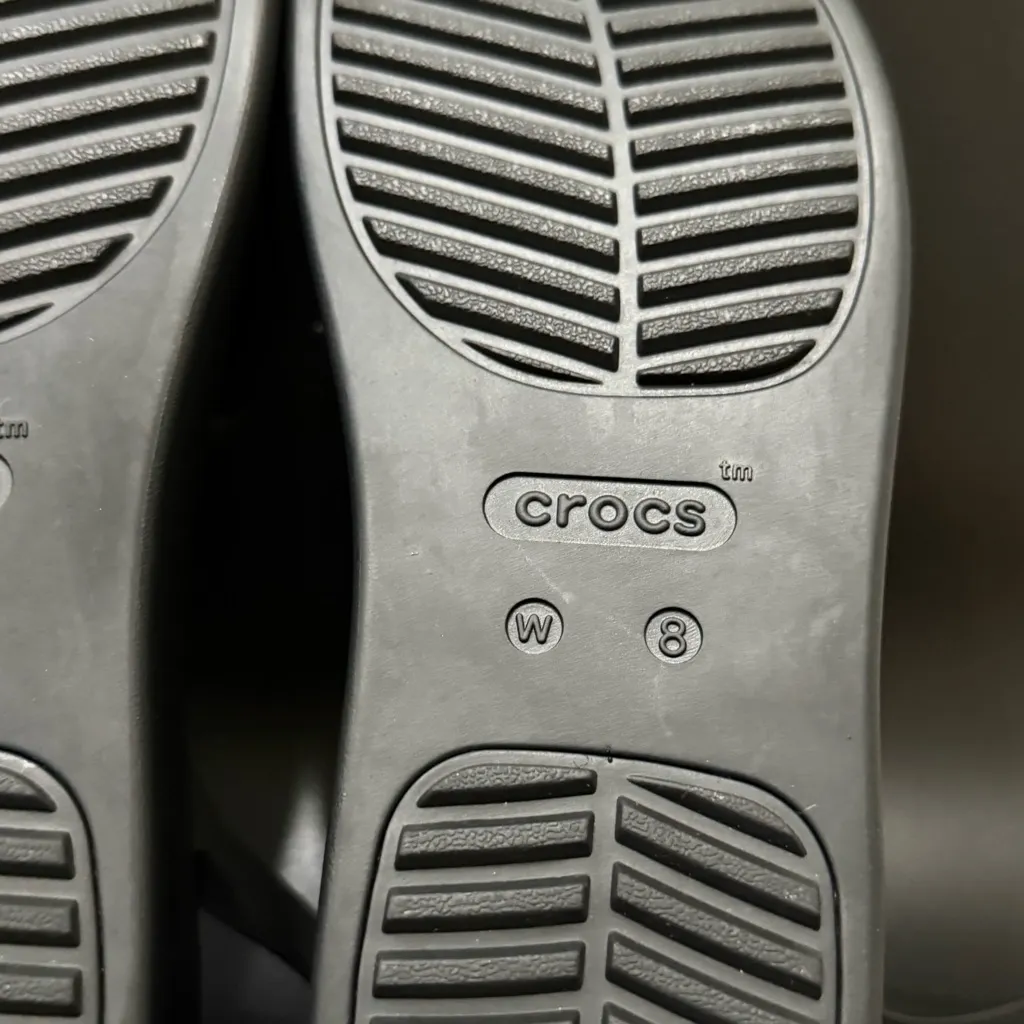 CROCS Black Brooklyn Ankle Strap Wedge Sandals Women’s Size 8 - Image 15