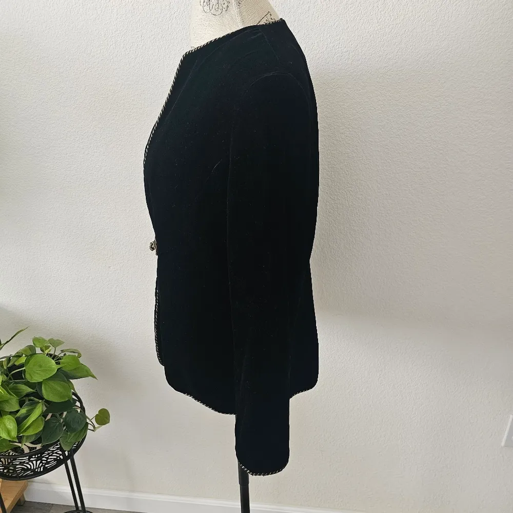 Talbots Vintage Black Velvet Golden rope embellished jacket size 12 Petite - Image 3