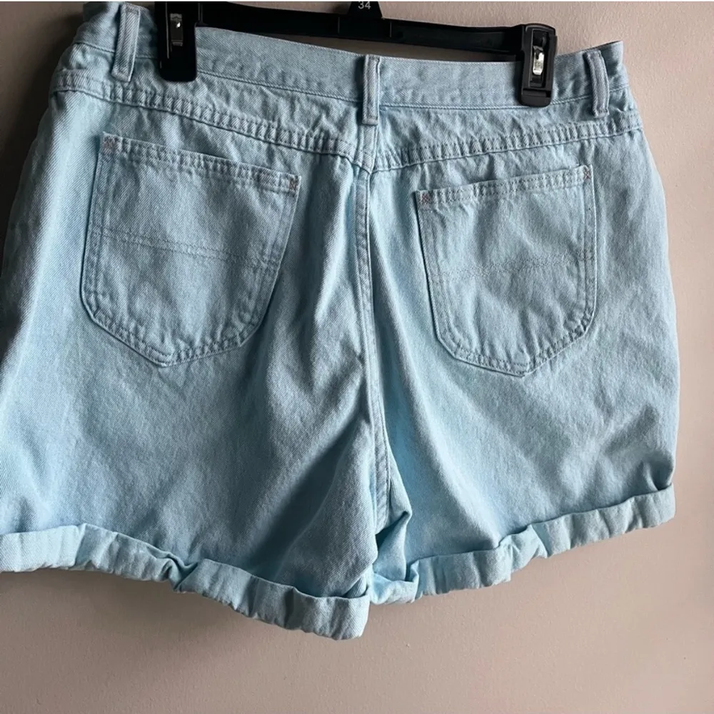 Retro Mom Jean Shorts with Rolled Cuff Size 16 Lee Blue - Image 2