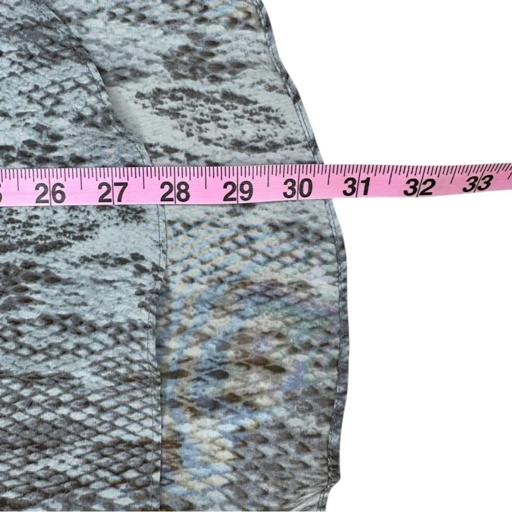 Acrobat 100% Silk Reptile Print Blouse Size L Gray Size L - Image 8